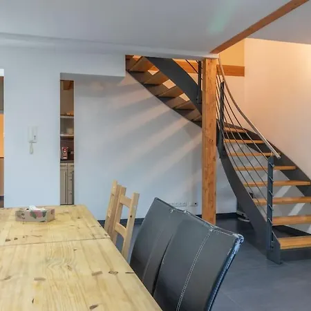 Maisonette-wohnung Mit 5 Schlafzimmern Woerrstadt