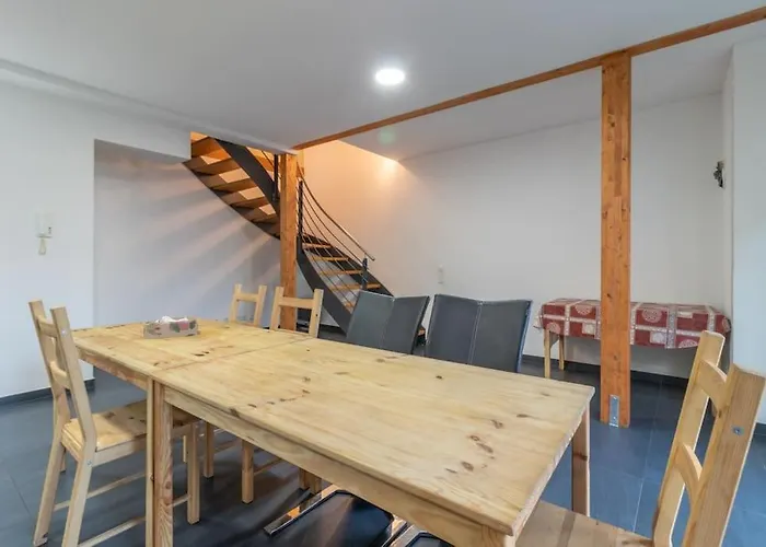 Apartamento Maisonette-wohnung Mit 5 Schlafzimmern *