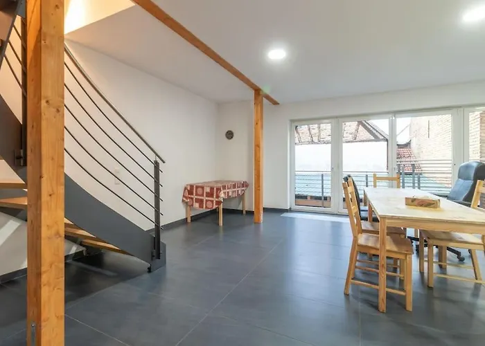 Maisonette-wohnung Mit 5 Schlafzimmern